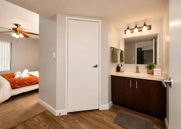 Near Asu - 2br Pool & Gym Apartament *